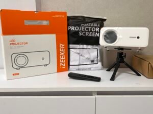 izeeker-projektorius-ekranas